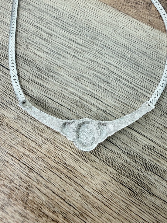 Statement Silver Toned Rhinestone Necklace Large Faux Pearl Snake Chain - Picture 13 of 13